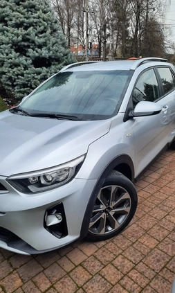 Kia Stonic cena 54900 przebieg: 64000, rok produkcji 2020 z Podkowa Leśna małe 211